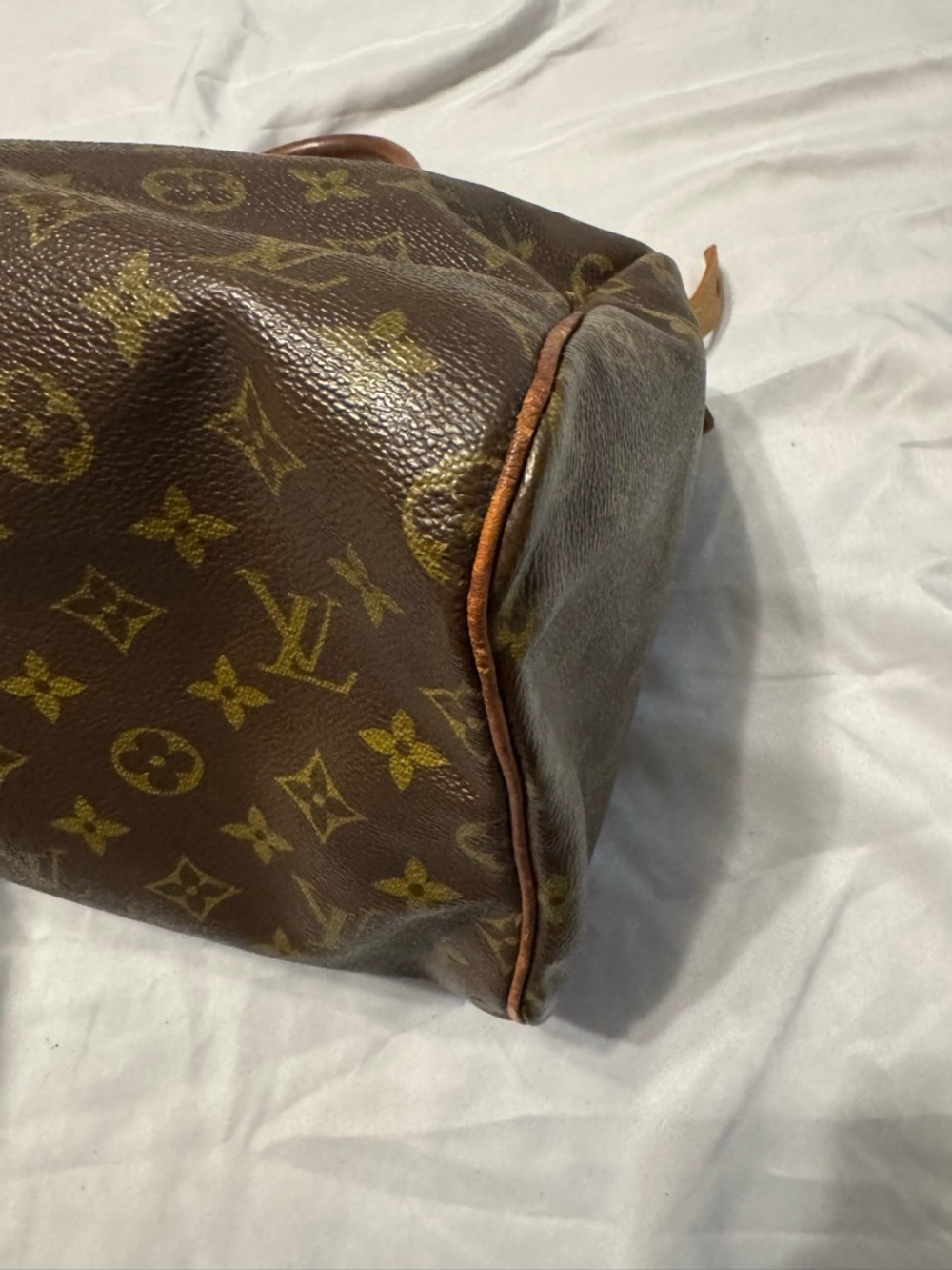 Louis Vuitton Brown Monogram Canvas Speedy - Vintage (date code 093) - Picture 10 of 13